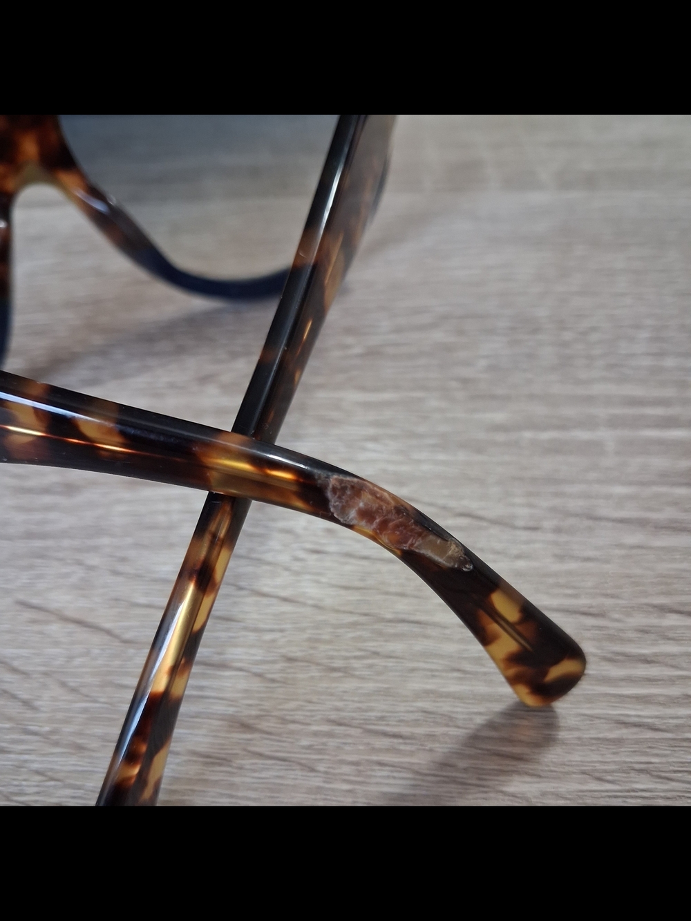 CÉLINE ShadowCL-41026 - Havana  and Blue Flat Top Sunglasses - Flawed - Picture 4 of 13